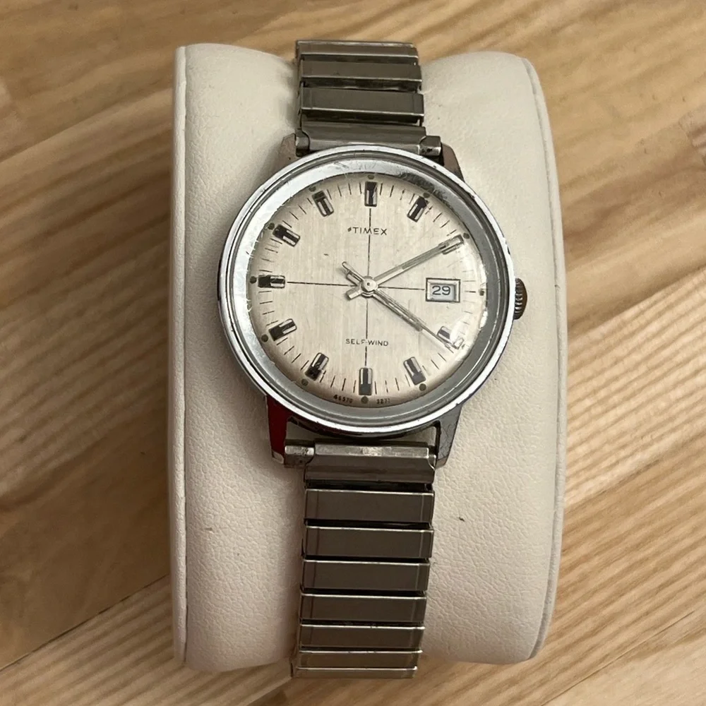 Timex Men’s Watch Vintage Self-Winding Silver-Tone Case Stretch Bracelet RARE